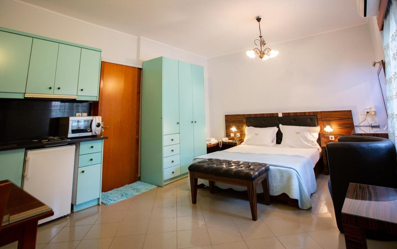 Irida Beach Resort Suites Кипарисия Екстериор снимка