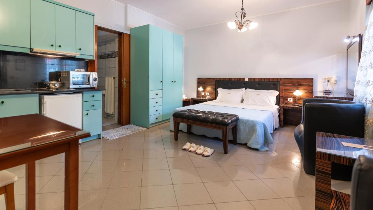 Irida Beach Resort Suites Кипарисия Екстериор снимка