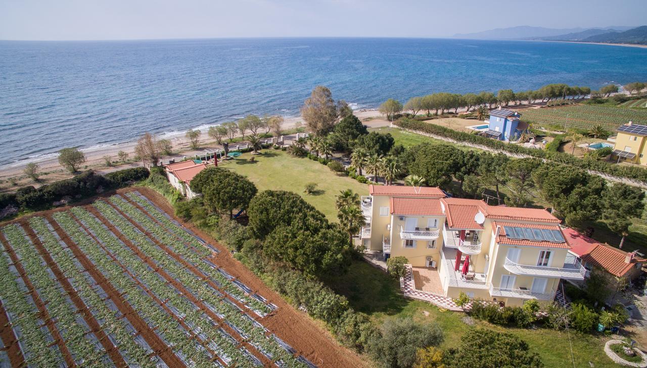 Irida Beach Resort Suites Кипарисия Екстериор снимка